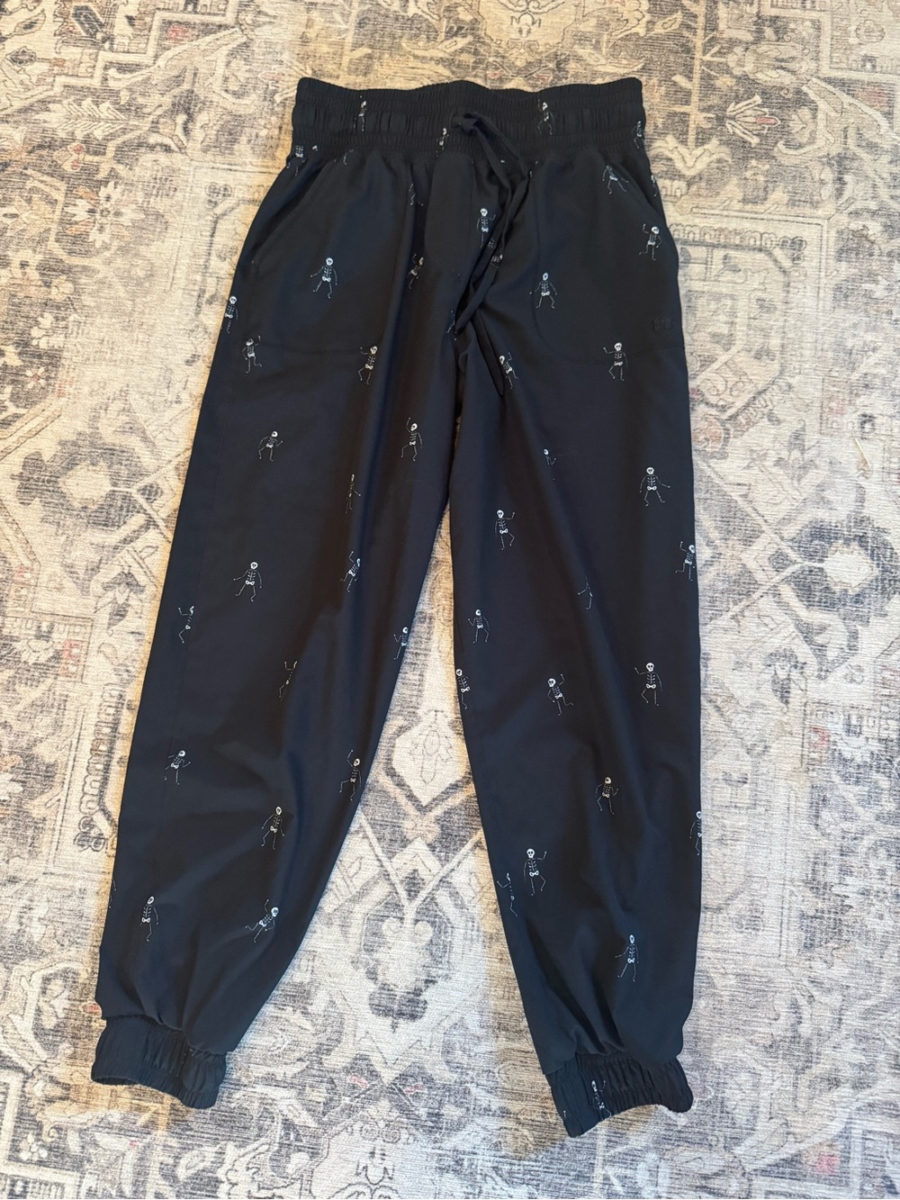 Albion Fit Jetsetter Halloween Joggers, Size Petite Small